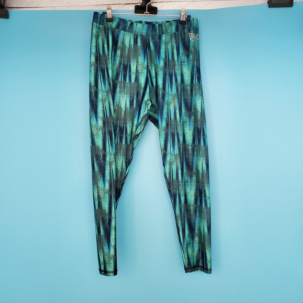 Everlast Leggings Size Large Green Cropped Mid Rise